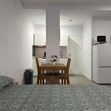 Fantastico Piso A 5 Minutos De La Estacion De Bus Y Tren A Metros De La Playa Apartment Malaga Ngoại thất bức ảnh