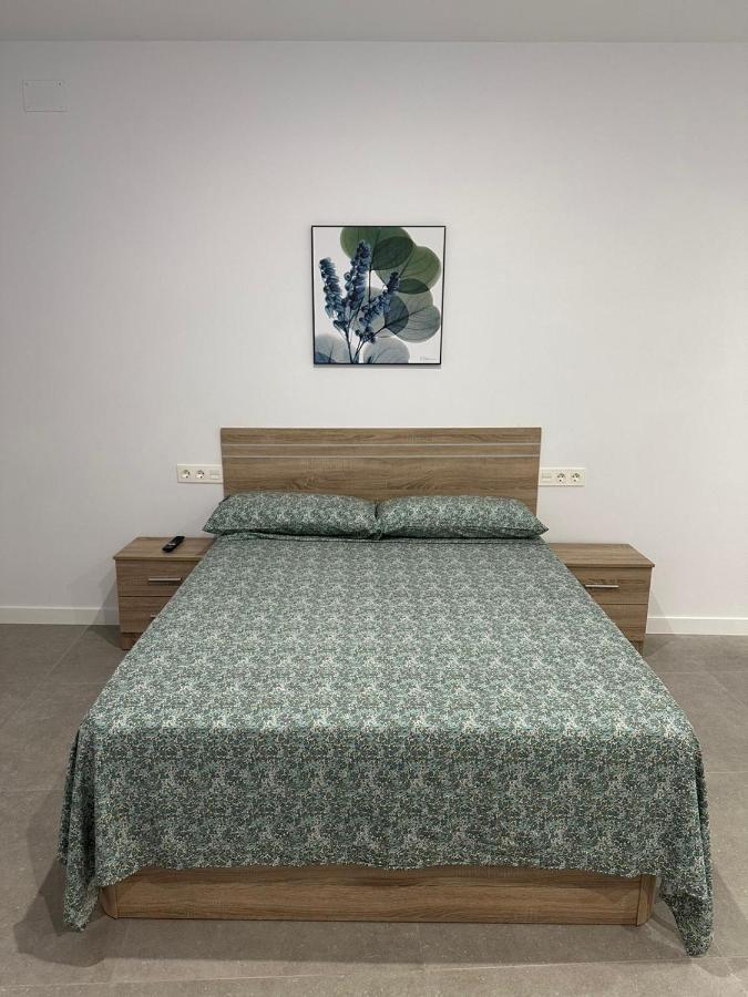 Fantastico Piso A 5 Minutos De La Estacion De Bus Y Tren A Metros De La Playa Apartment Malaga Ngoại thất bức ảnh