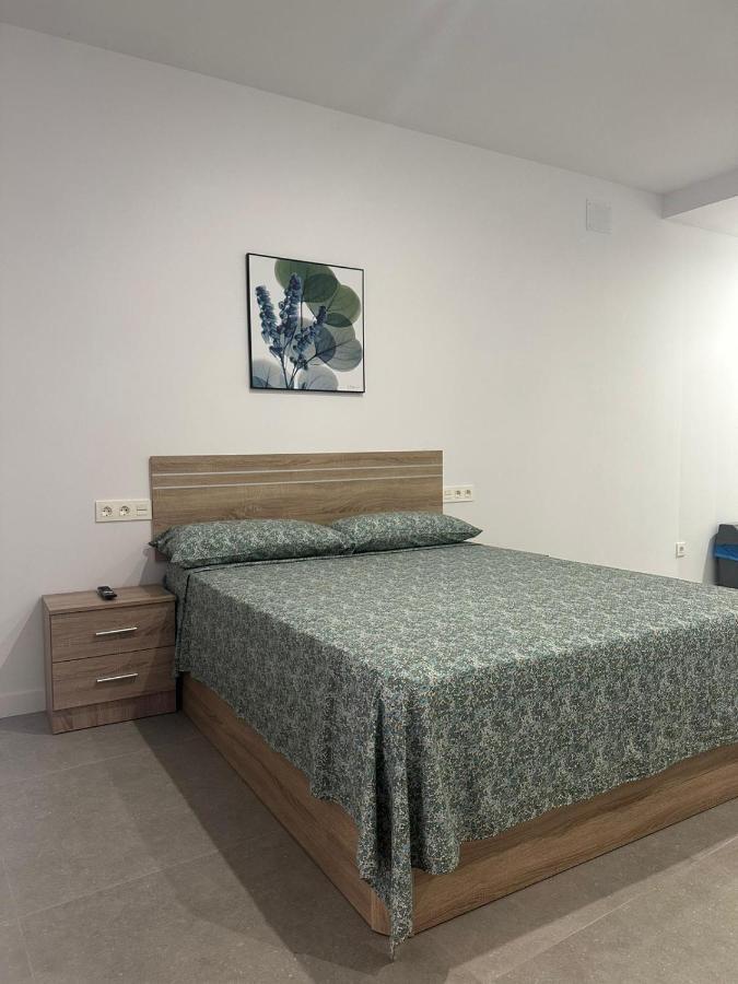 Fantastico Piso A 5 Minutos De La Estacion De Bus Y Tren A Metros De La Playa Apartment Malaga Ngoại thất bức ảnh